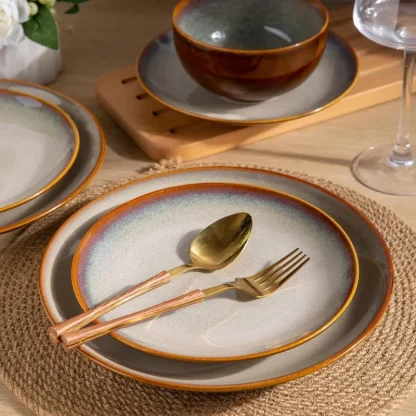 Minimalist Shiny Dish Set - Image 7