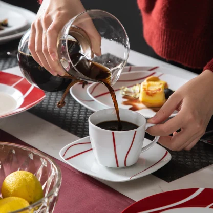 Wavy Striped Square Dish Set - Image 3