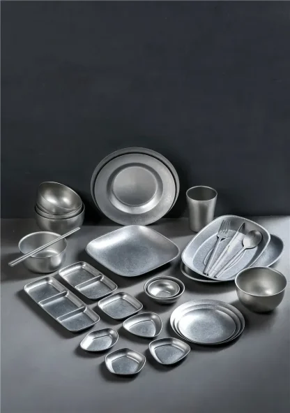 Metallic Round Dish Set - Image 4